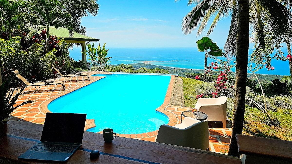 Whale Tail View • Ocean view Villa • Sunset